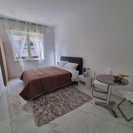 Bed and Breakfast Dodo & Fofo Napoli Esterno foto
