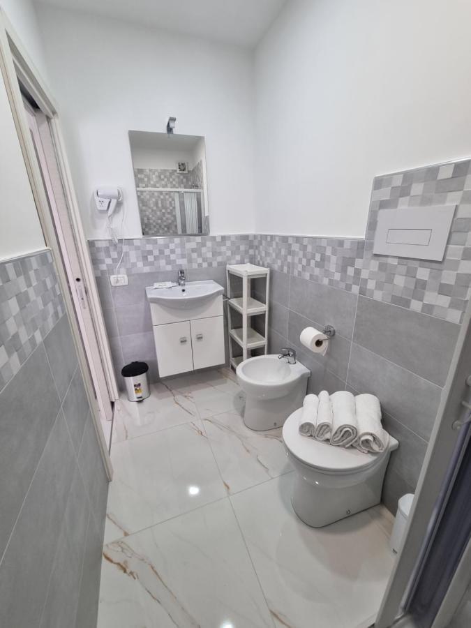 Bed and Breakfast Dodo & Fofo Napoli Esterno foto