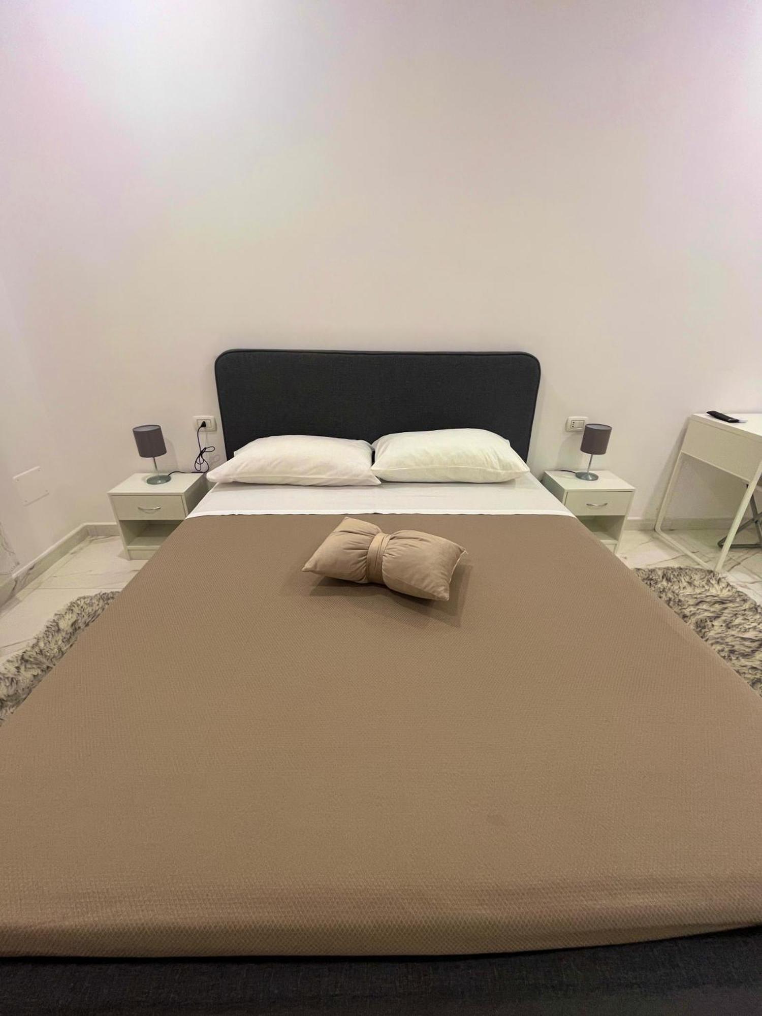 Bed and Breakfast Dodo & Fofo Napoli Esterno foto