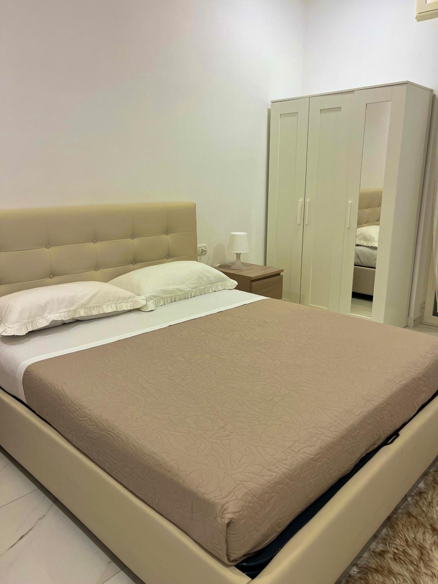 Bed and Breakfast Dodo & Fofo Napoli Esterno foto