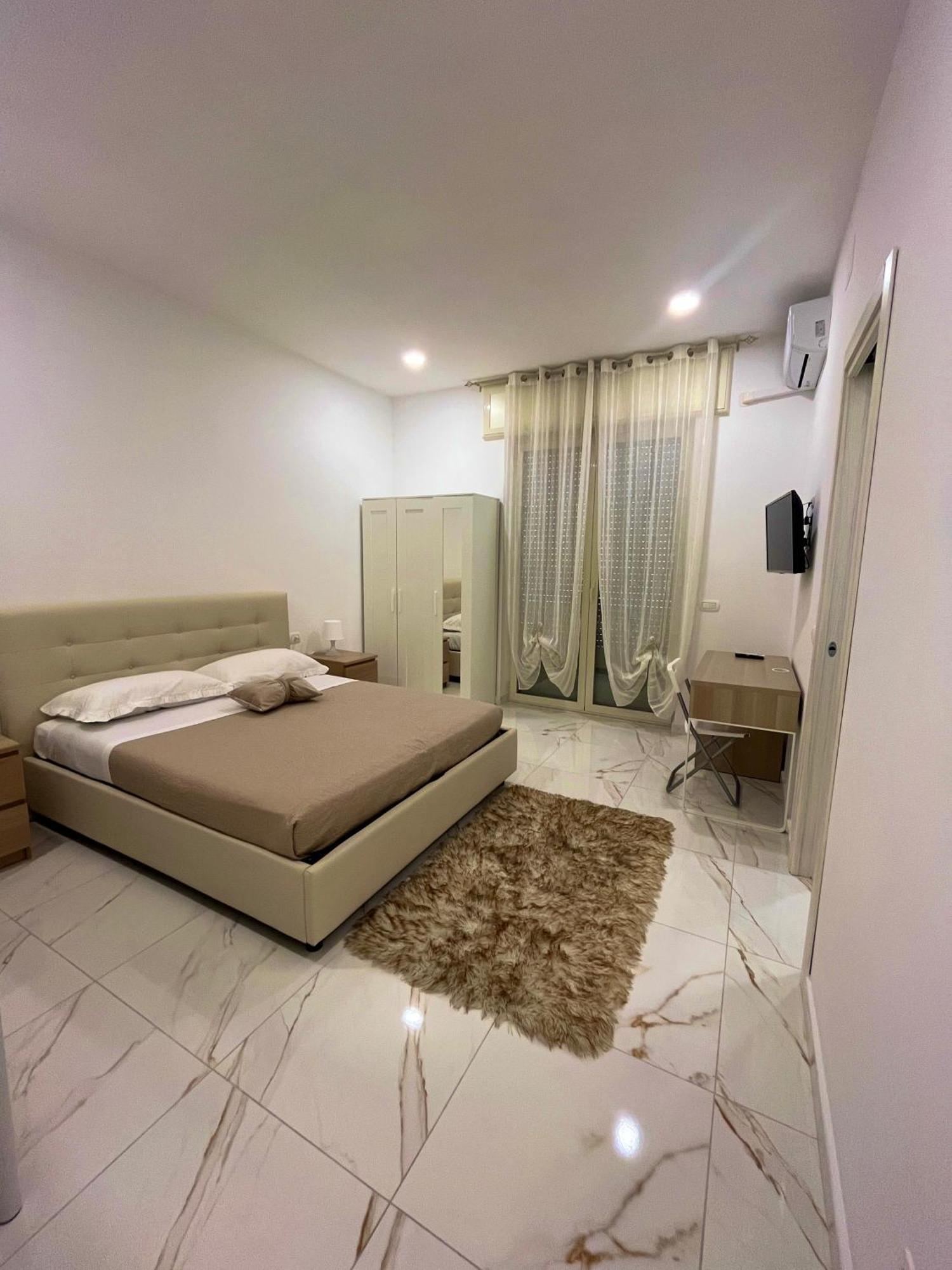 Bed and Breakfast Dodo & Fofo Napoli Esterno foto
