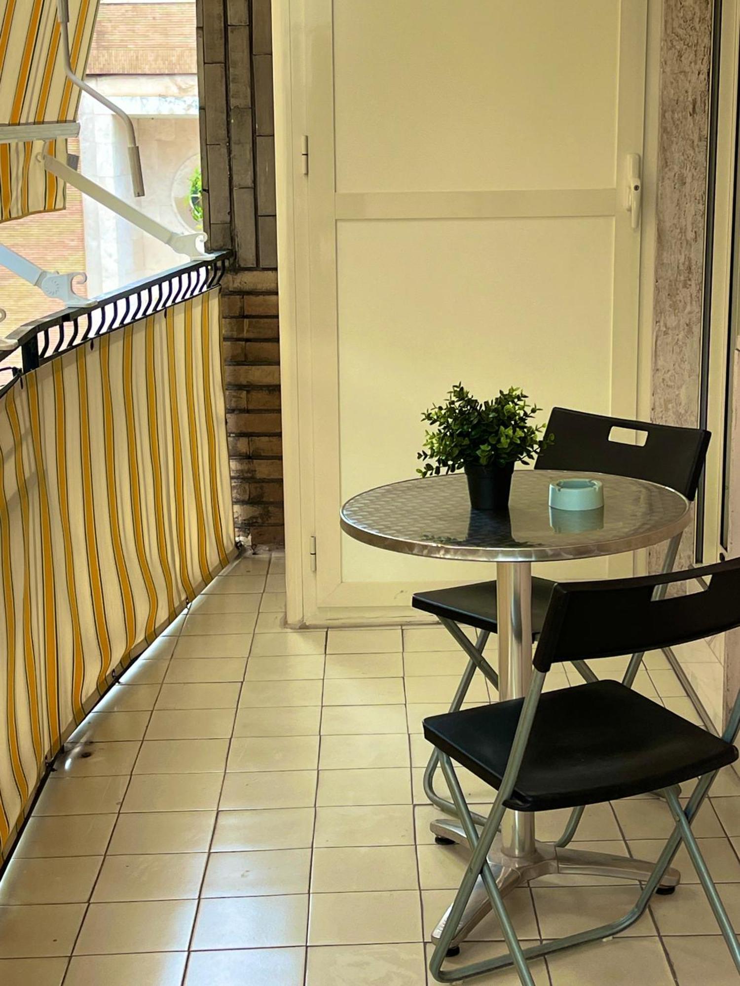 Bed and Breakfast Dodo & Fofo Napoli Esterno foto